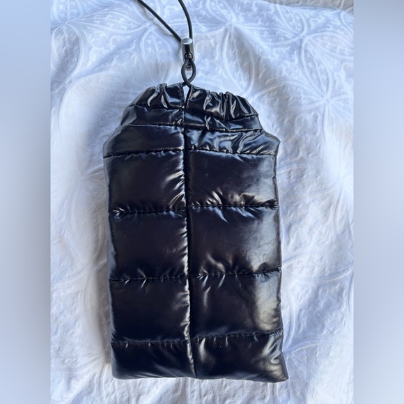 Black Puffer Drawstring Bag- Cosmetics/Glasses - Picture 3 of 4